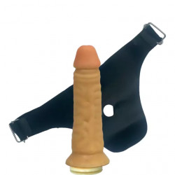 Pênis  Silicone Maciço com escroto e  cinto 15x3,5cm